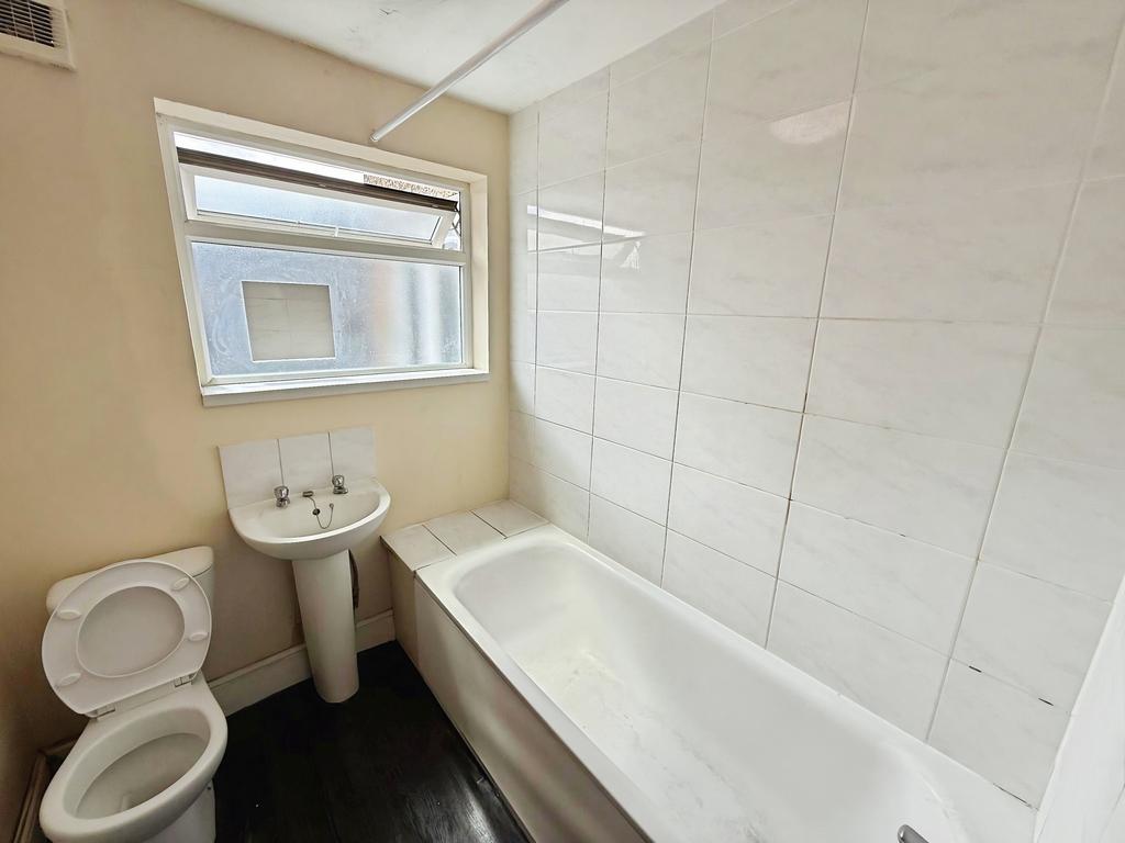 58805fd0-PHOTO-2025-12-11-14-28-09