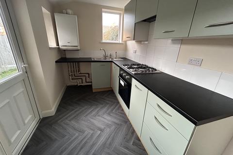 3 bedroom terraced house to rent, Connaught Road, Middlesbrough TS5
