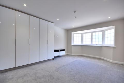 undefined, Swakeleys Road, Uxbridge, UB10