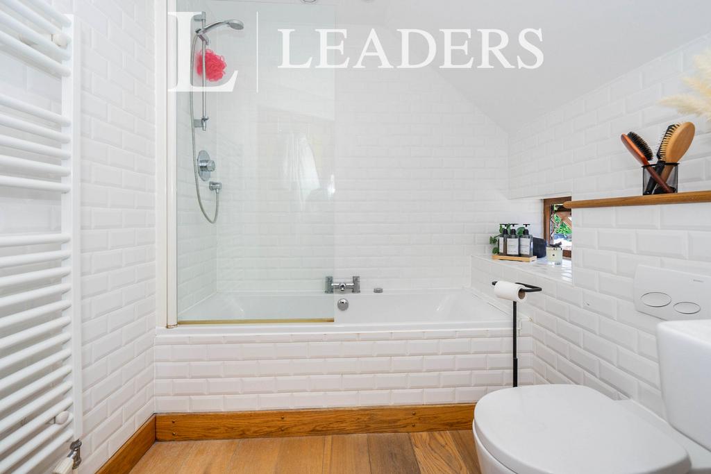 Family bathroom