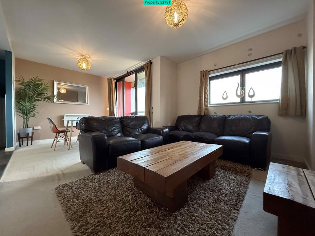 Lounge 1