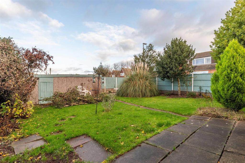 Outside/Garage