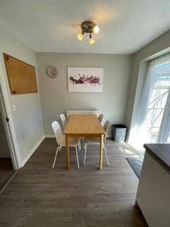 4 bedroom terraced house to rent, Wright Way, Bristol BS16