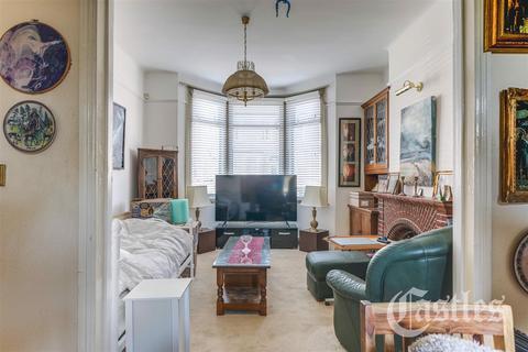 undefined, Livingstone Road, London, N13