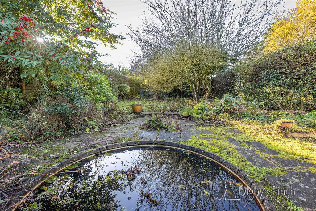 Side Garden