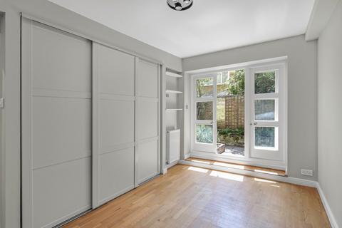undefined, Gloucester Terrace, Bayswater, London