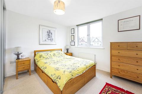 1 bedroom flat to rent, Garratt Lane, London