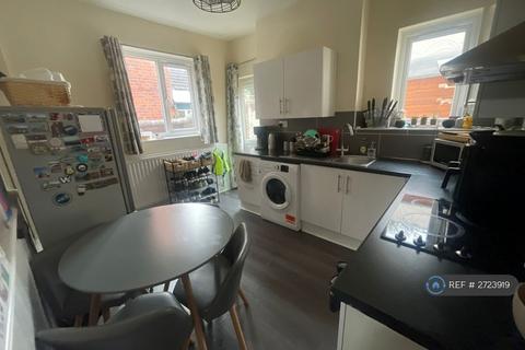 2 bedroom semi-detached house to rent, New Street, Quarry Bank, Brierley Hill, DY5