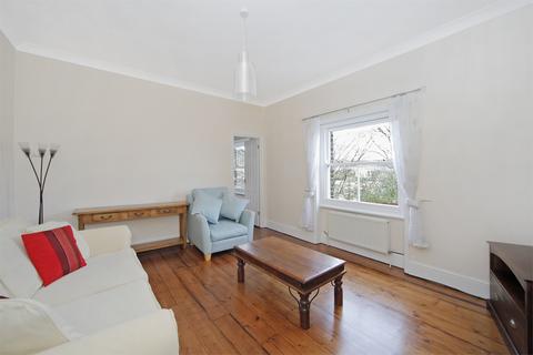 2 bedroom apartment to rent, Trinity Road, London, SW17