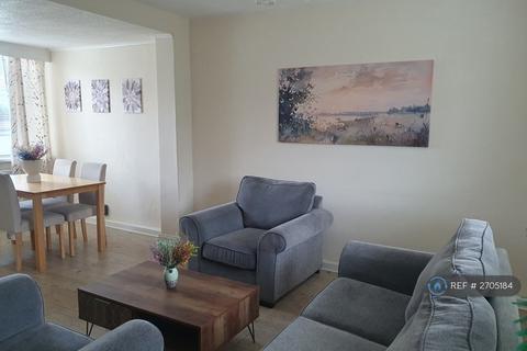 2 bedroom flat to rent, Rydal Road, Gosforth, Newcastle Upon Tyne, NE3