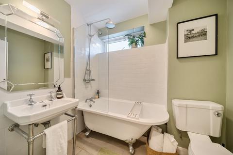 undefined, Brixton Road, London, SW9