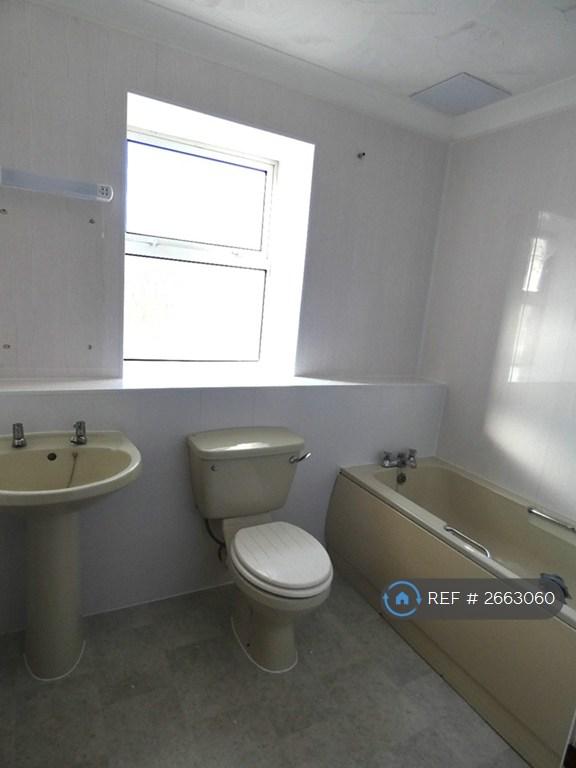 Panelled Bathroom