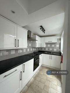 2 bedroom terraced house to rent, Victoria Street, Scarborough, YO12