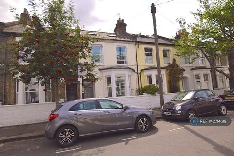 5 bedroom terraced house to rent, Afghan Road, London, SW11