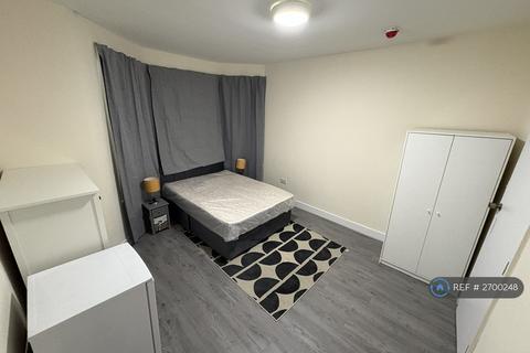 1 bedroom in a house share to rent, Melfort Road, Thornton Heath, CR7