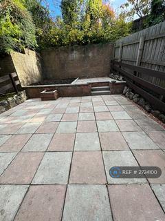 undefined, Carleton Gate, Glasgow, G46