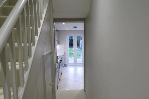 undefined, Tennyson Road, Penge