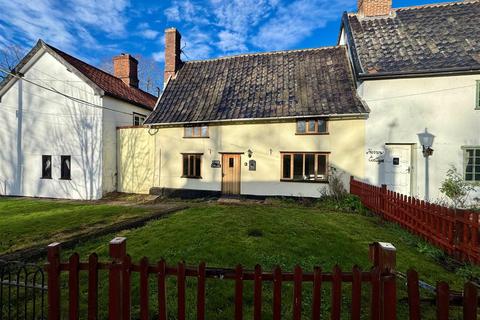 undefined, The Green, Palgrave, Diss