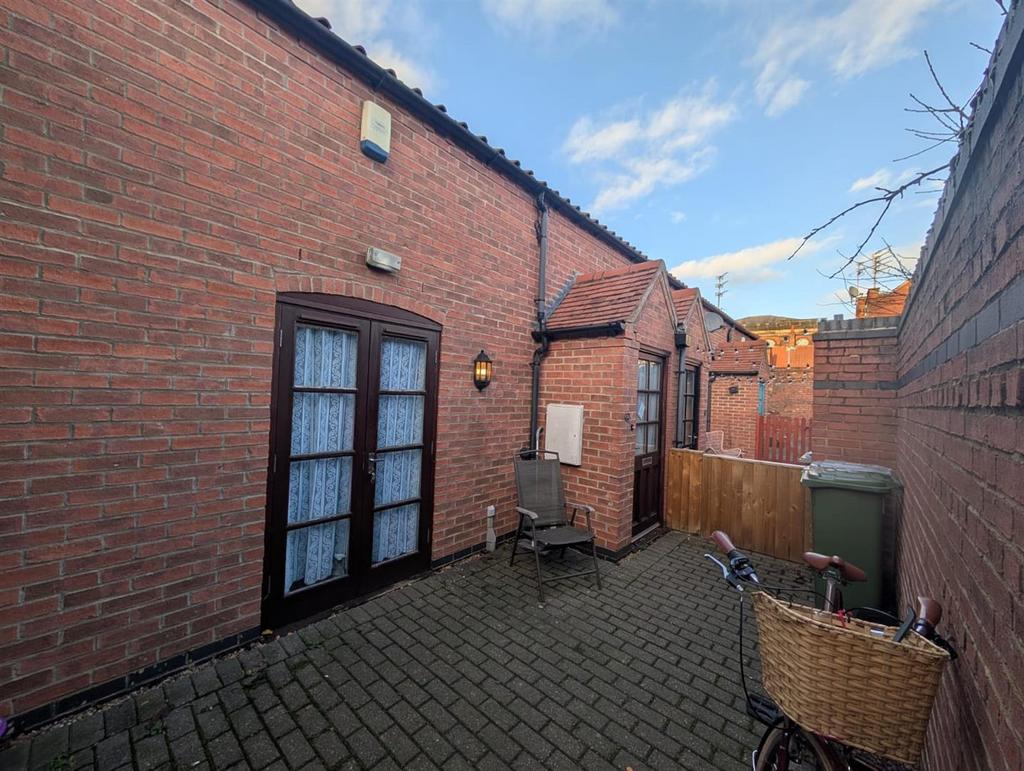 Whats App Image 2025-12-11 at 15.51.58.jpeg