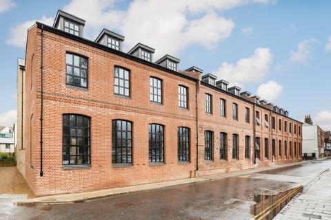 Merchants Row, Stour Street, Canterbury, CT1
