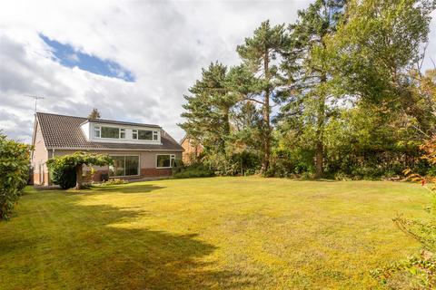 Pinegarth, Ponteland NE20