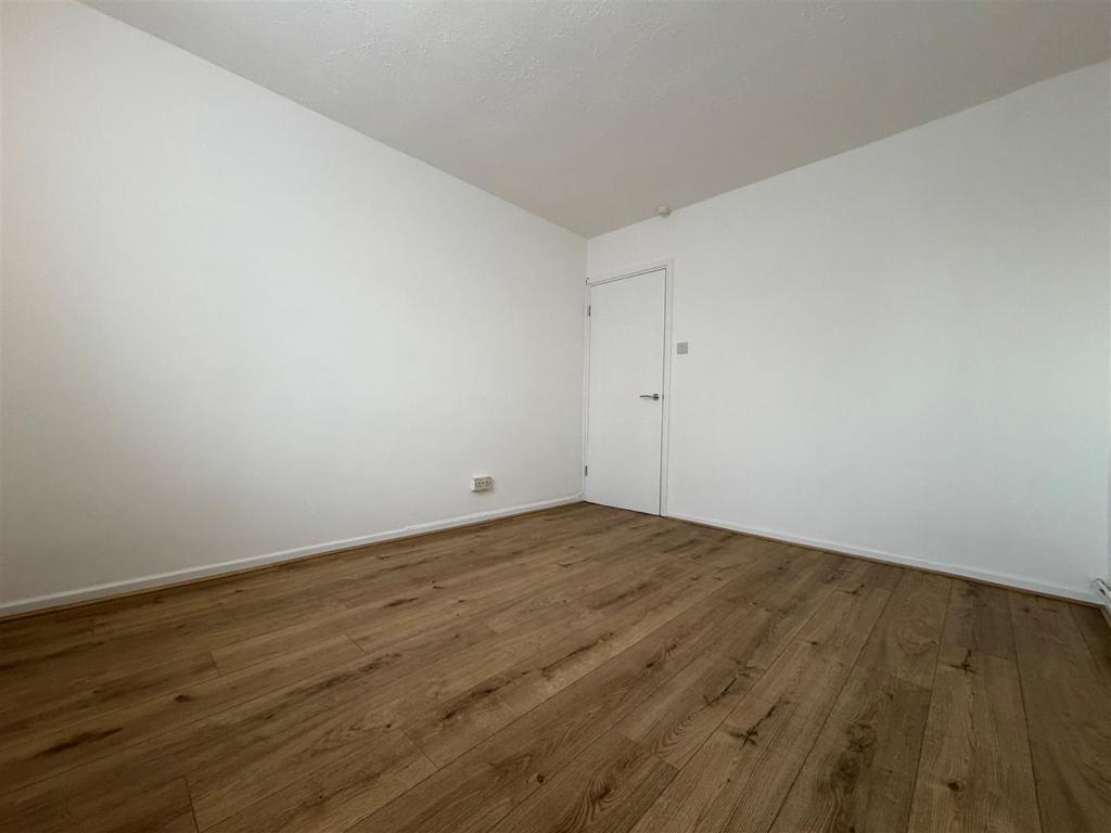 Bedroom 2.1.jpg