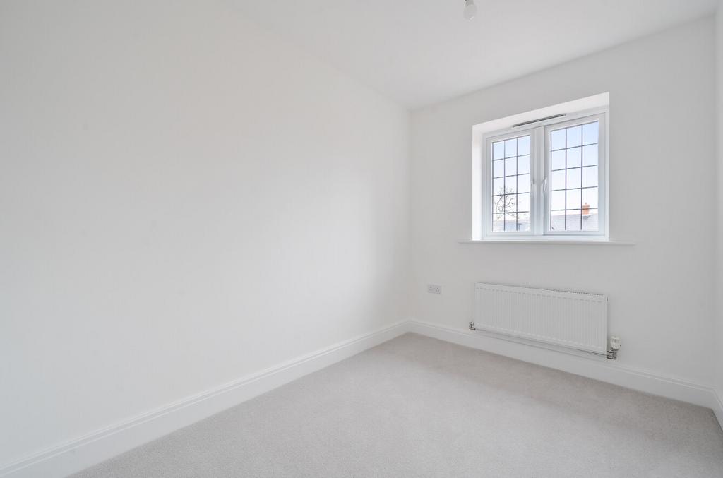 1388549 20 693838...