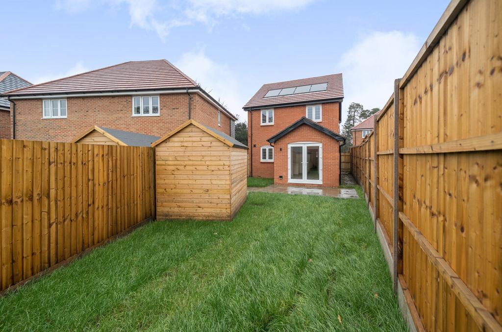 1388549 10 693836...