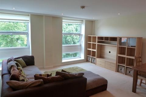 2 bedroom apartment to rent, The Space, Clarendon Avenue