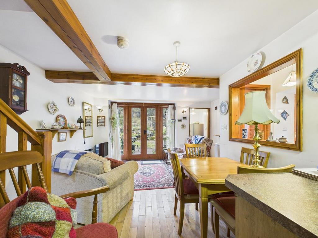 Open Plan Kitchen / Living Room