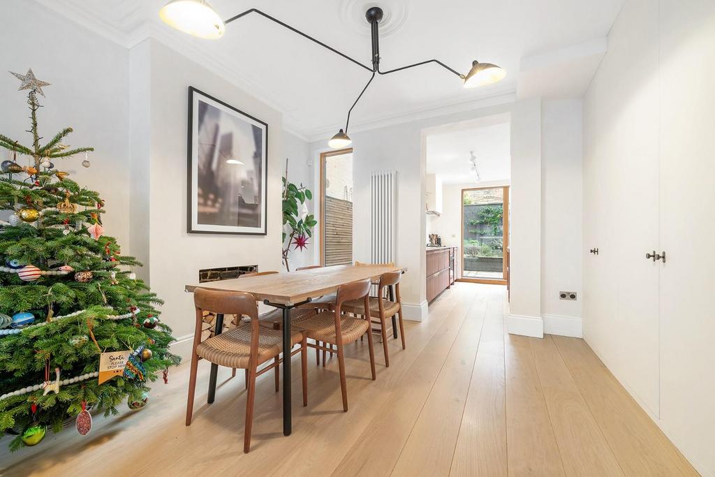 Reception-Dining (4).JPG