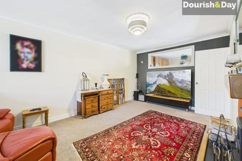 undefined, First Avenue, Stafford ST16