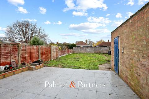 3 bedroom semi-detached house for sale, Magazine Farm Way, Prettygate, Colchester, Essex, CO3