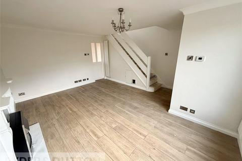 3 bedroom townhouse to rent, Park Crescent, Chadderton, Oldham, Greater Manchester, OL9