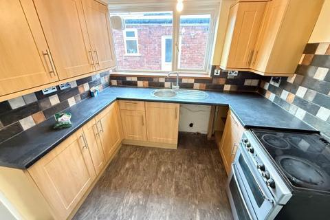 3 bedroom terraced house to rent, Malt Mill Lane, Halesowen B62