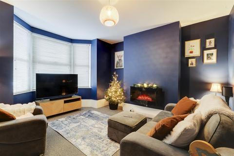 3 bedroom terraced house for sale, Co-Operative Avenue, Nottingham NG15