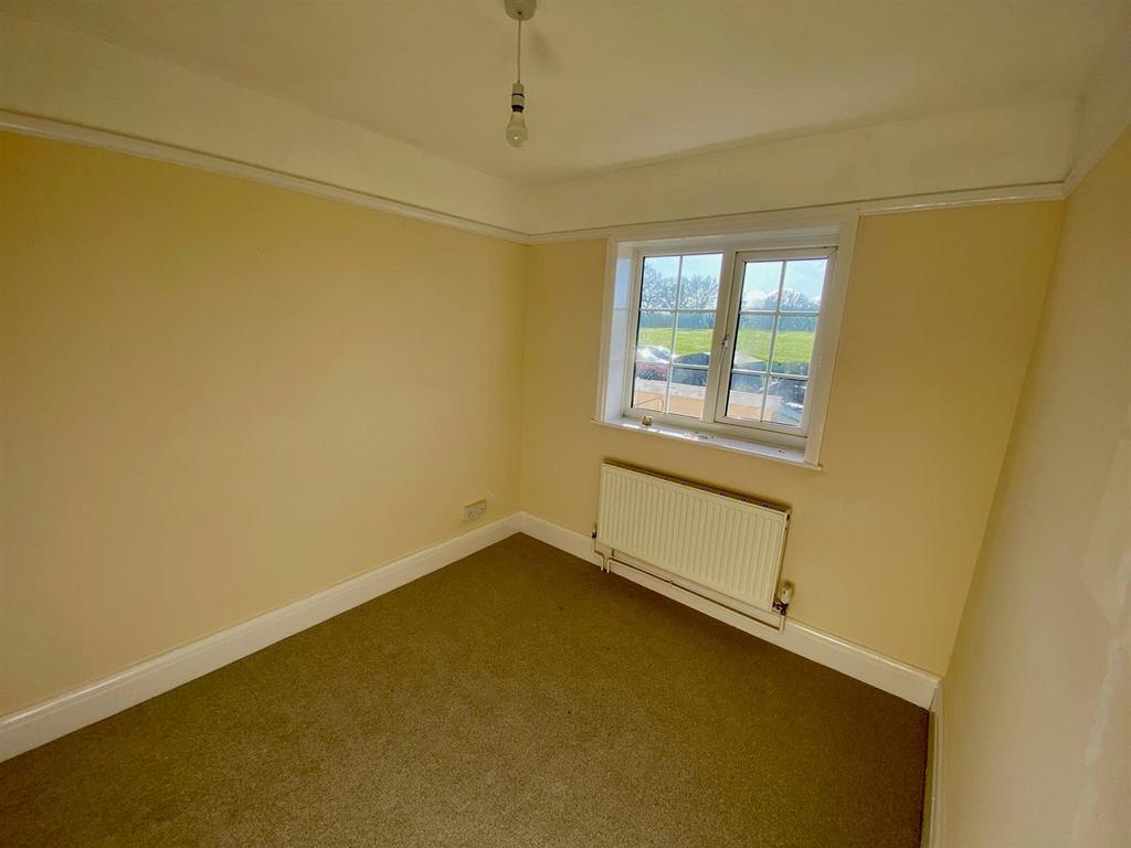 Bedroom 3.jpg