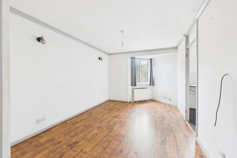 1 bedroom maisonette for sale, Abercorn Grove, Ruislip HA4