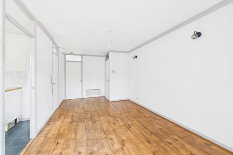 1 bedroom maisonette for sale, Abercorn Grove, Ruislip HA4