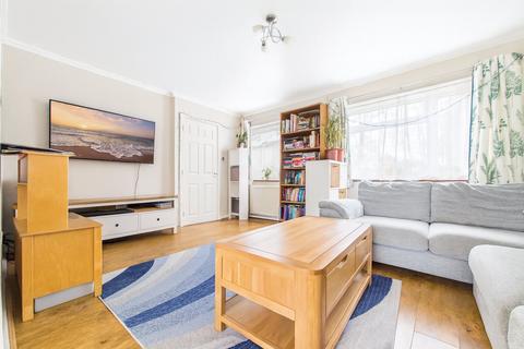 3 bedroom end of terrace house for sale, Primrose Close, Purley on Thames, Reading, Berkshire, RG8