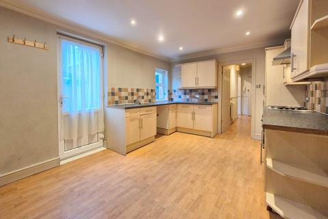 2 bedroom apartment to rent, Tuddenham Road, Ipswich