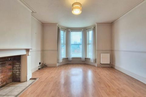 2 bedroom apartment to rent, Tuddenham Road, Ipswich