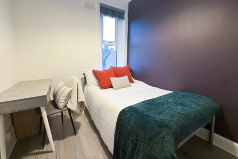 undefined, Headingley Road, Manchester, M14