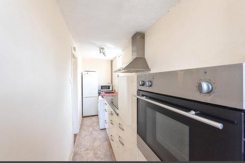 undefined, Chequer Square, IP33