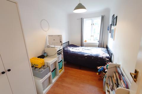 2 bedroom ground floor flat to rent, Caterham on the Hill
