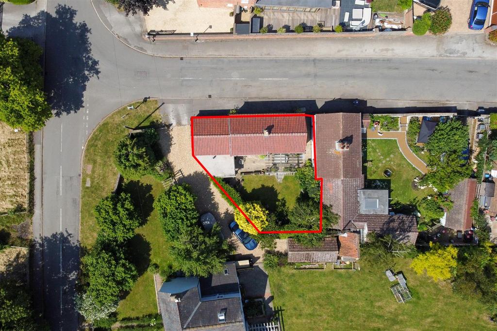 LE14 3 AB Corner Cottage-005.jpg