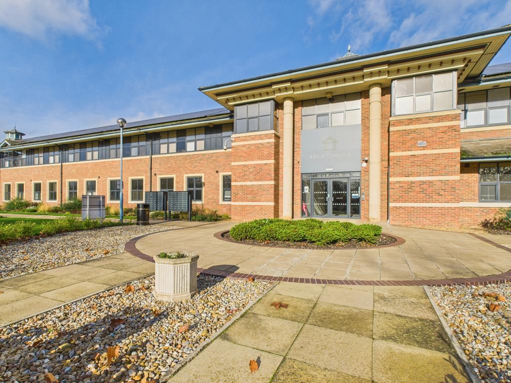 Cam01909 g0 pr0420 still001