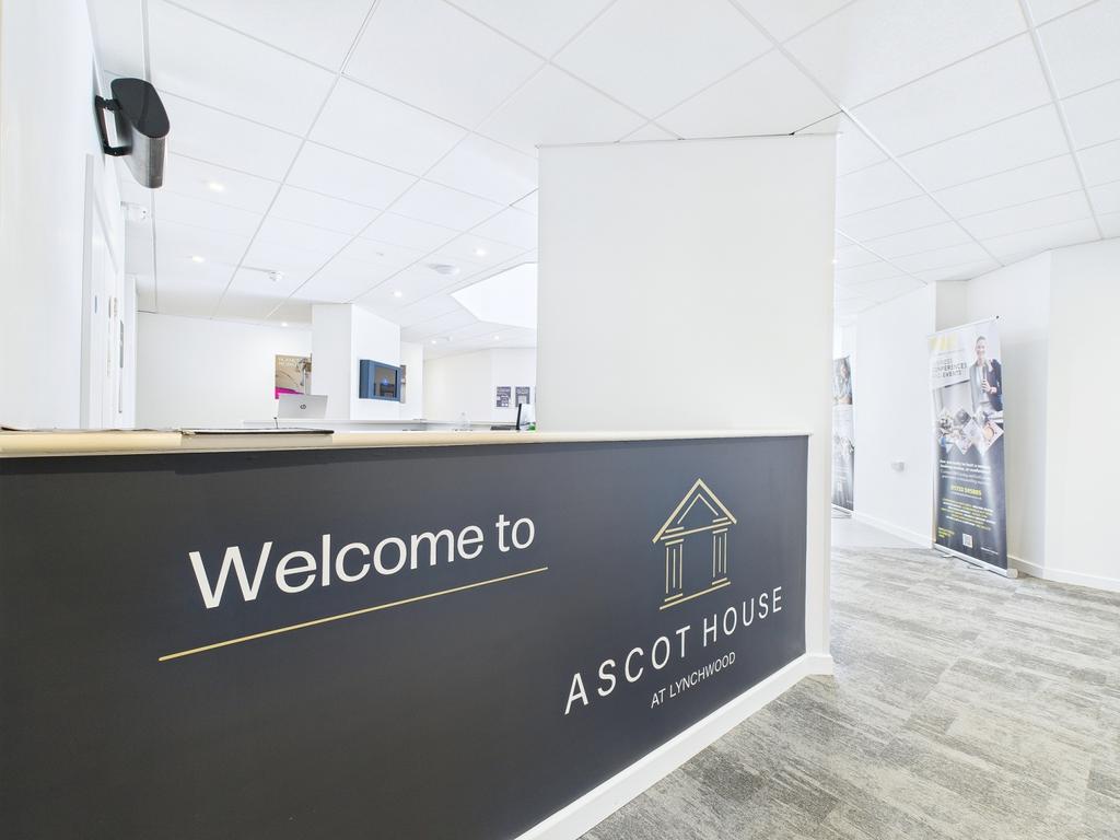 Cam01909 g0 pr0421 still009