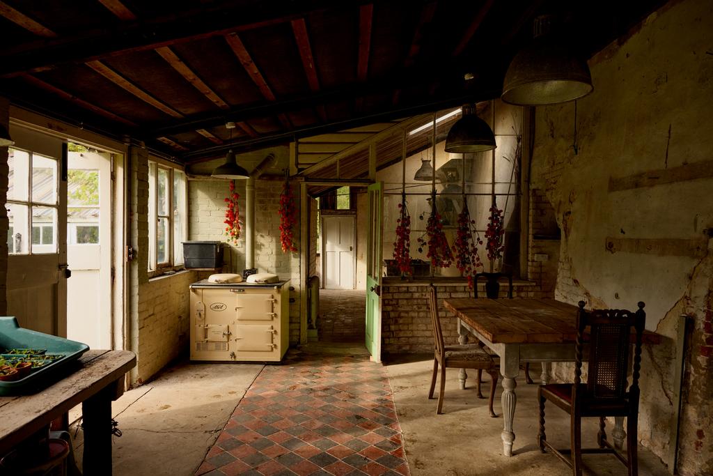 314485 inigo mettingham castle 13.jpg