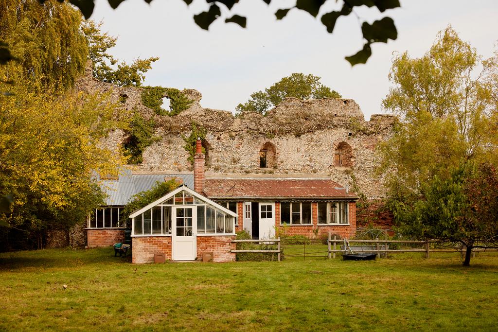 314496 inigo mettingham castle 24.jpg